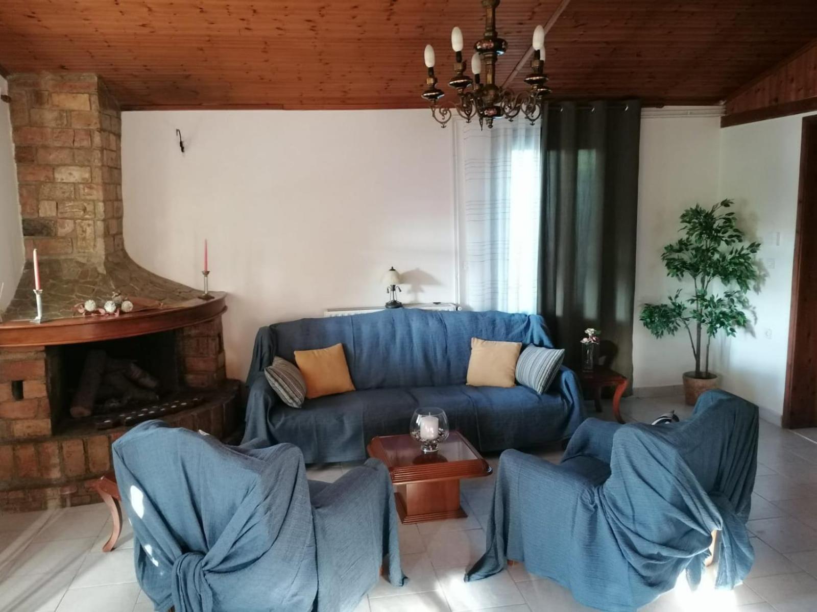 Tota'S Family House, 4 Min Walk To The Beach Levendokhórion Екстериор снимка
