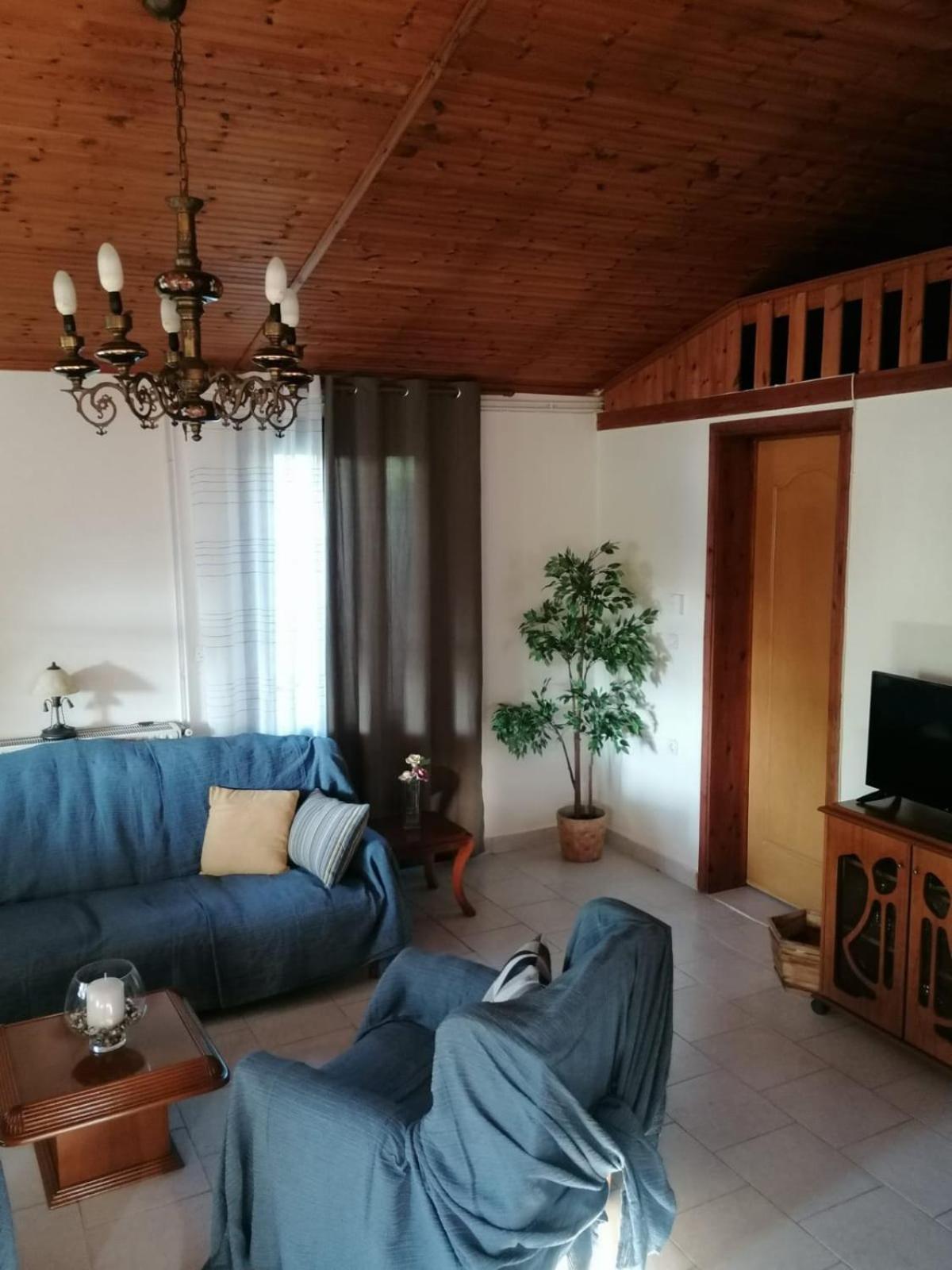 Tota'S Family House, 4 Min Walk To The Beach Levendokhórion Екстериор снимка
